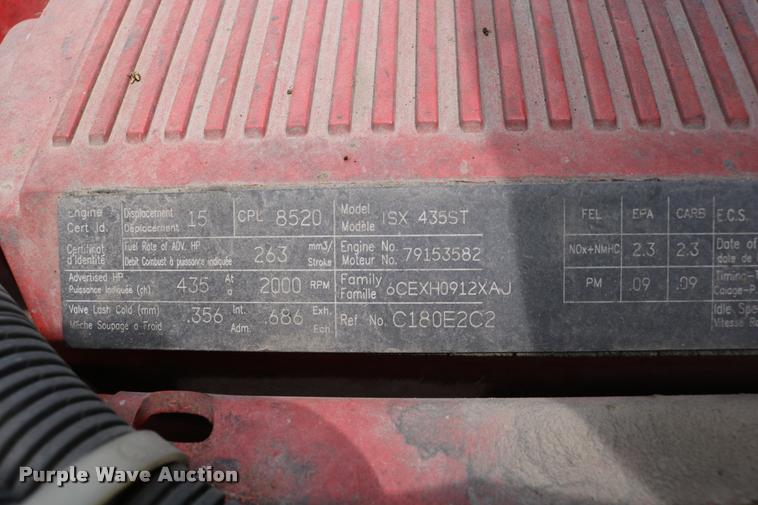 image for item DD0238 2007 International 9400i semi truck