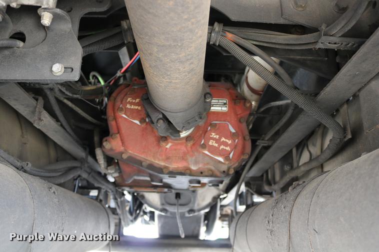 image for item DD0238 2007 International 9400i semi truck