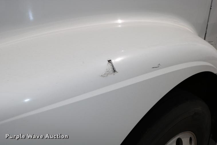 image for item DD0238 2007 International 9400i semi truck