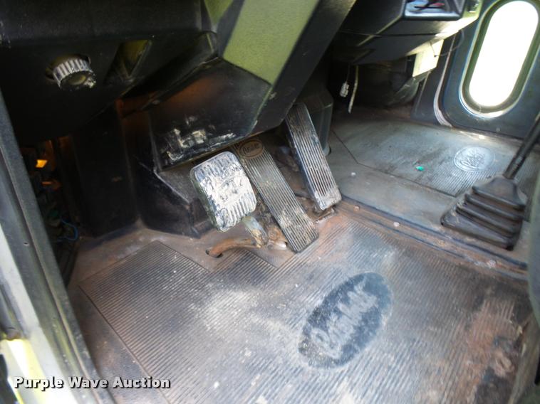 image for item K1837 1994 Peterbilt 379 semi truck