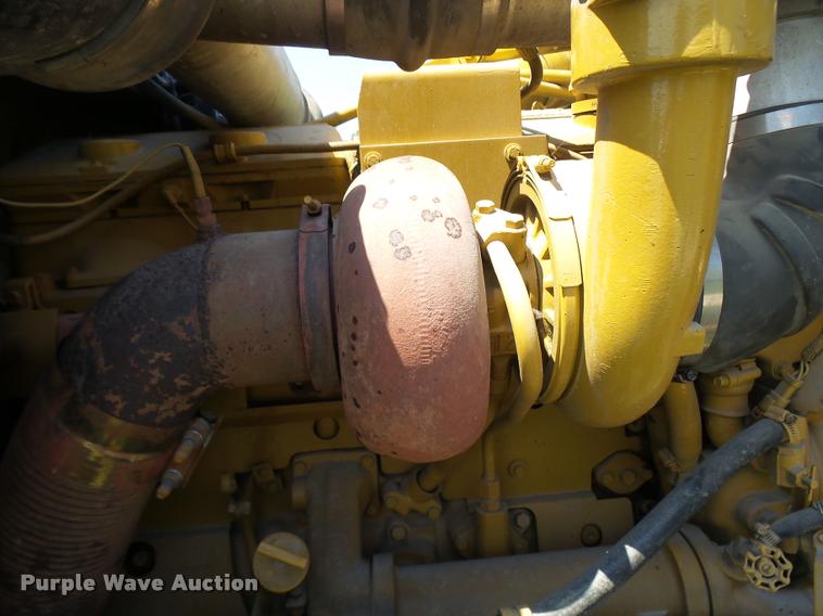 image for item K1837 1994 Peterbilt 379 semi truck