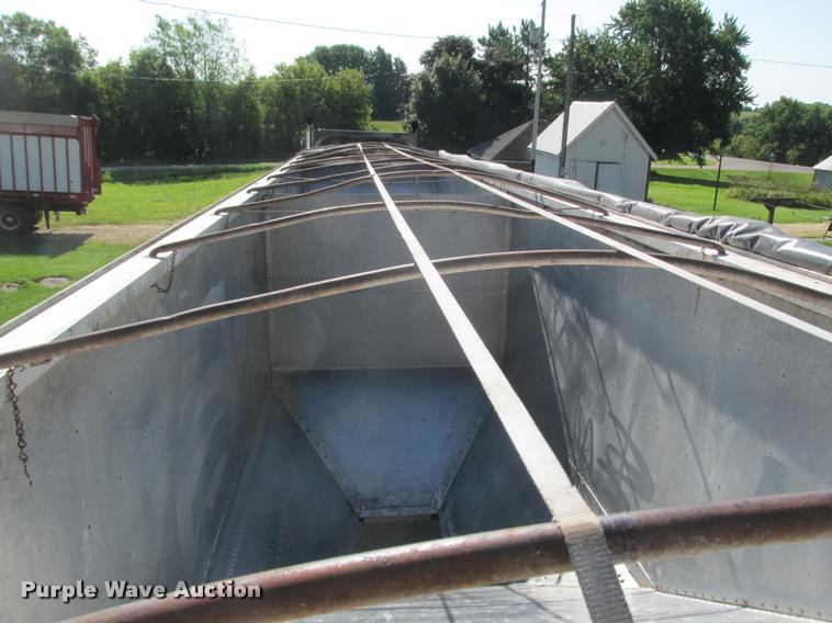 image for item K6118 1994 Timpte double hopper grain trailer