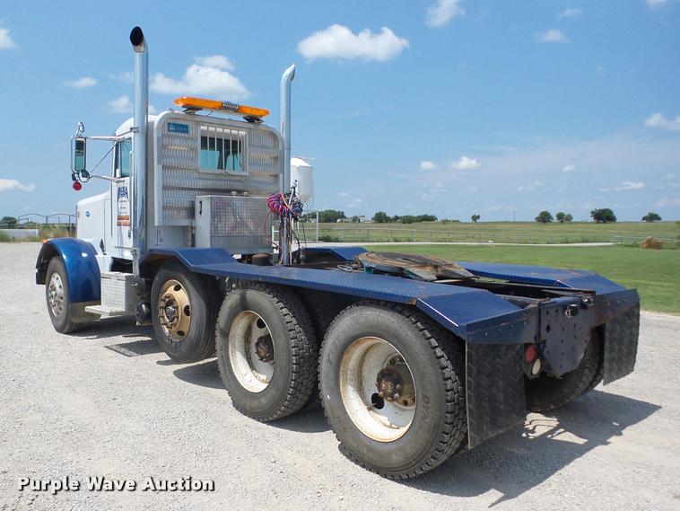 image for item K6445 1995 Peterbilt 379 semi truck