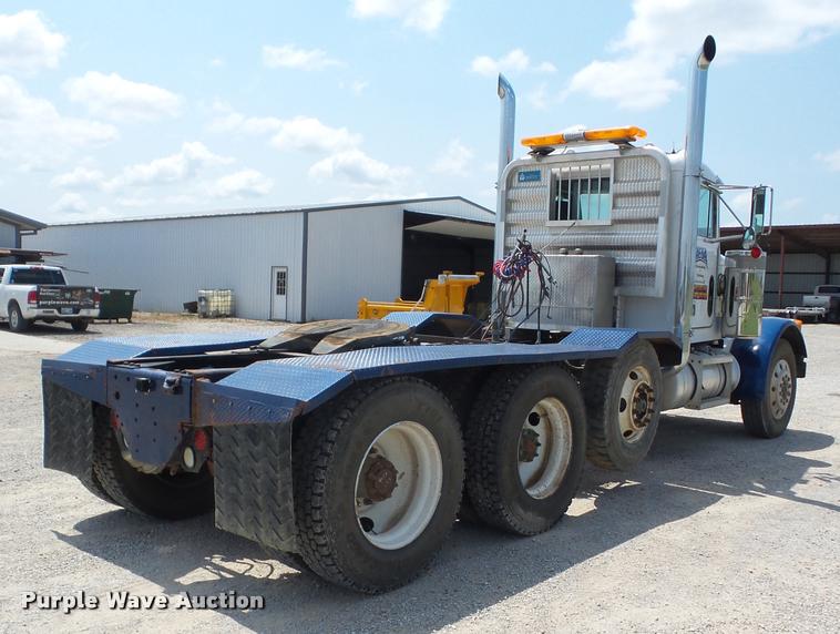 image for item K6445 1995 Peterbilt 379 semi truck
