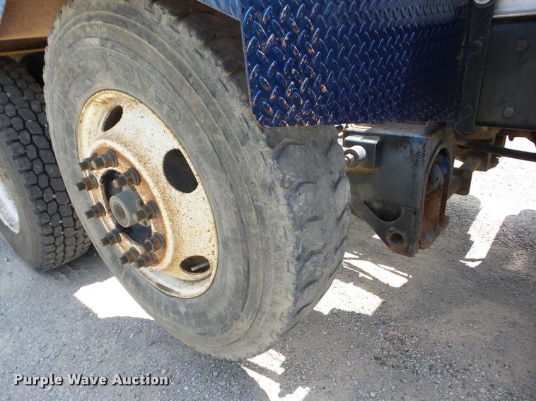 image for item K6445 1995 Peterbilt 379 semi truck