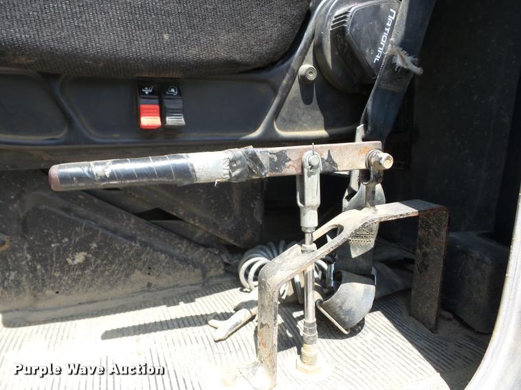 image for item K6445 1995 Peterbilt 379 semi truck