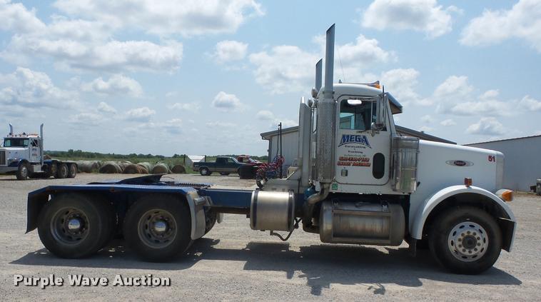 image for item K6446 1993 Peterbilt 378 semi truck