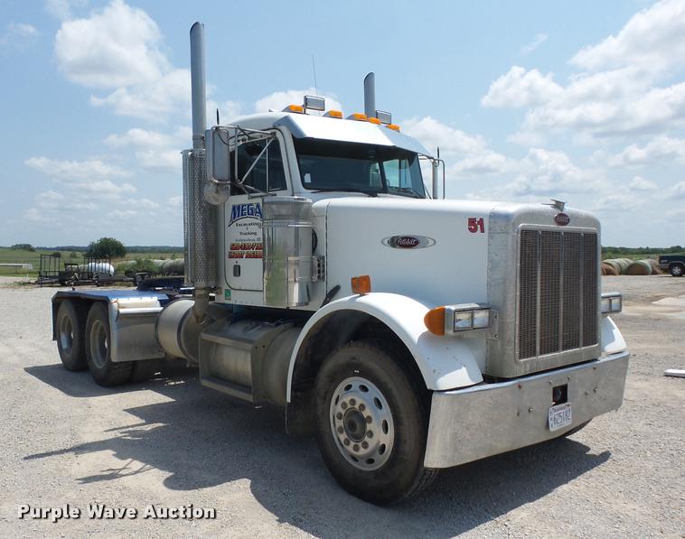 image for item K6446 1993 Peterbilt 378 semi truck