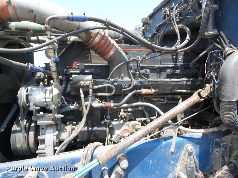 image for item K6446 1993 Peterbilt 378 semi truck