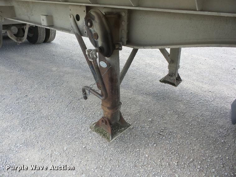 image for item K6450 1999 Usts end dump trailer