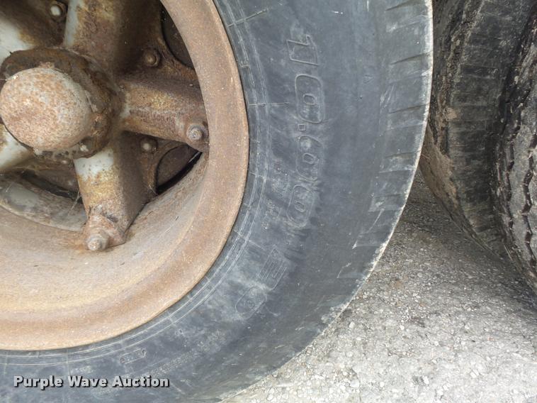 image for item K7499 1989 Dorsey SIDT-86-LSFB dry van trailer