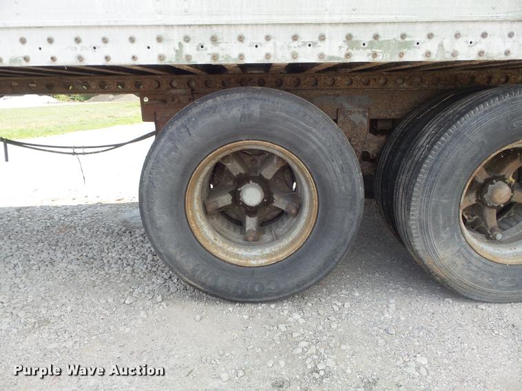 image for item K7500 1995 Pine dry van trailer