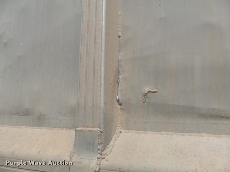 image for item K7522 1977 Mate end dump trailer