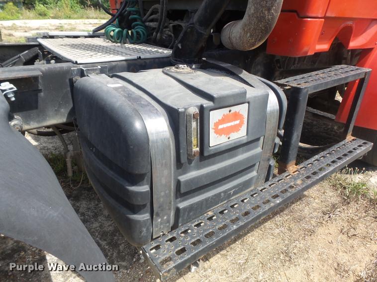 image for item K7523 2000 Sterling A9500 semi truck