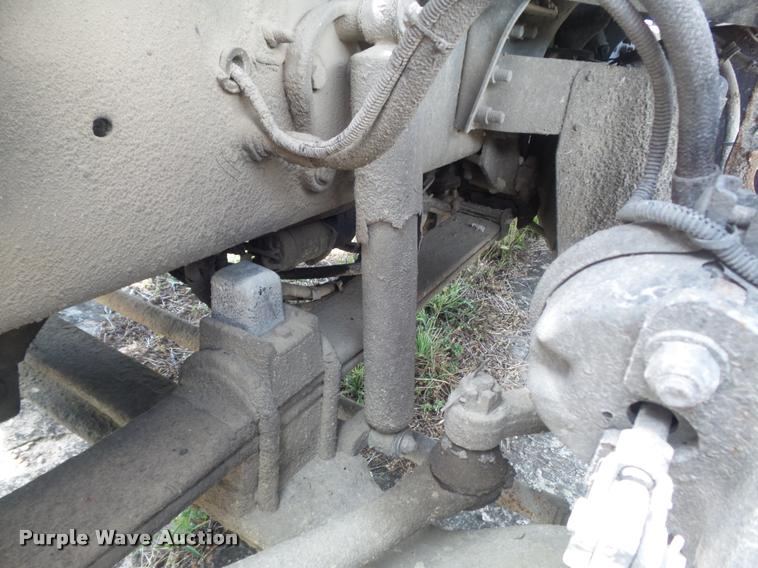 image for item K7523 2000 Sterling A9500 semi truck