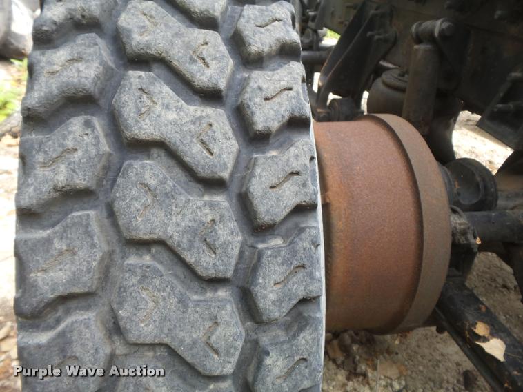 image for item K7524 2004 International 9400i semi truck