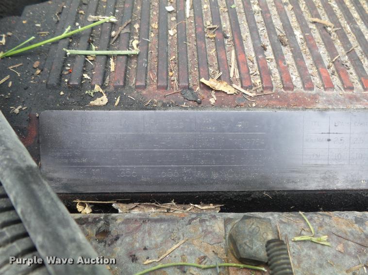 image for item K7524 2004 International 9400i semi truck