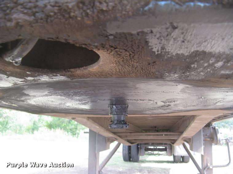 image for item L2304 1996 Chaparral flatbed trailer