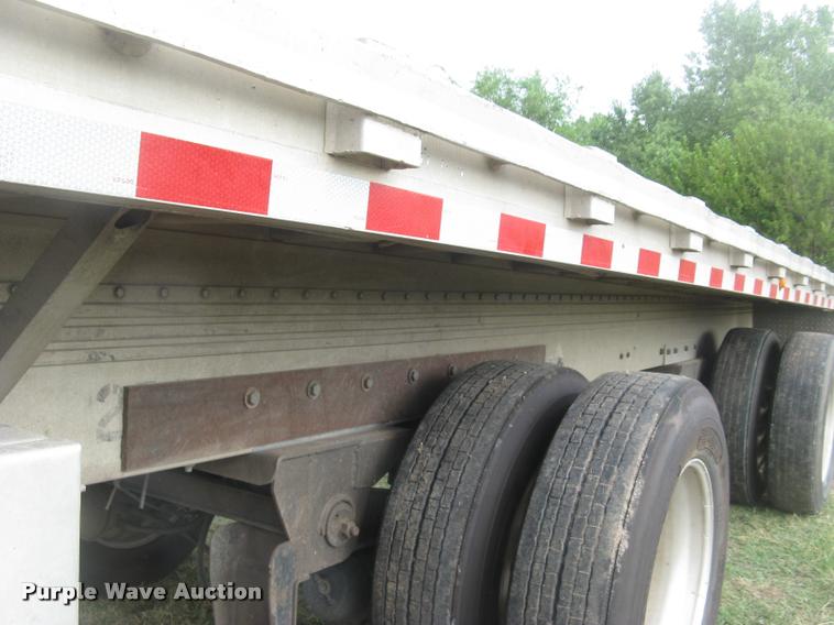image for item L2304 1996 Chaparral flatbed trailer