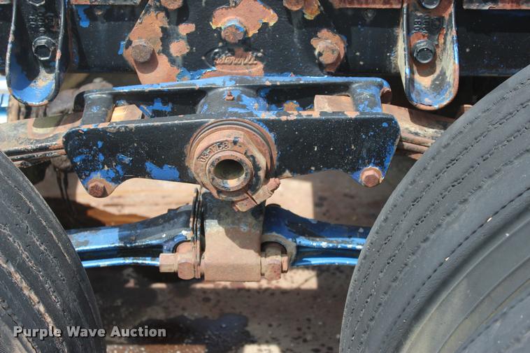 image for item L3204 1979 Peterbilt semi truck