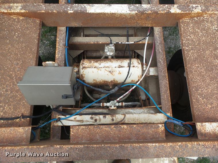 image for item L5623 2002 Trail Blazer S-4403 bottom dump trailer