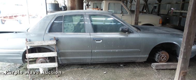 image for item BI9599 2003 Ford Crown Victoria Police Interceptor