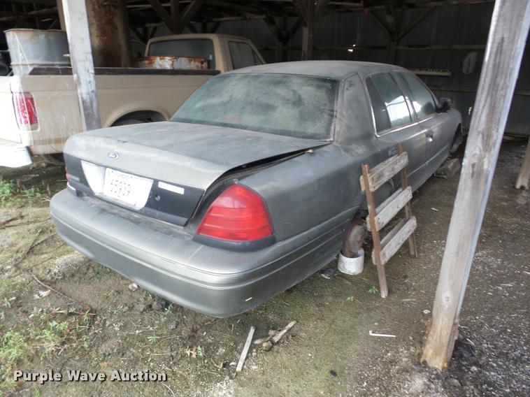 image for item BI9599 2003 Ford Crown Victoria Police Interceptor