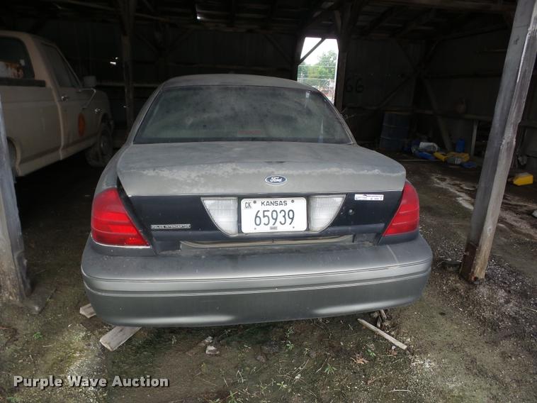 image for item BI9599 2003 Ford Crown Victoria Police Interceptor
