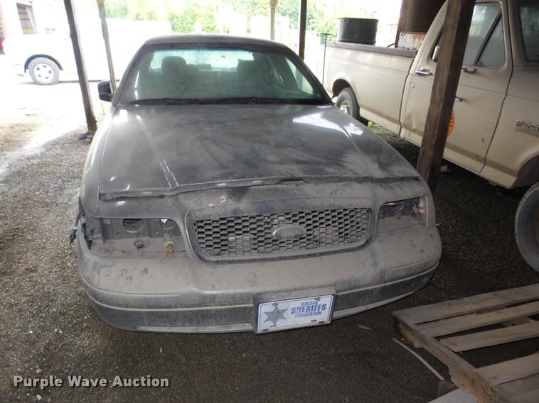 image for item BI9599 2003 Ford Crown Victoria Police Interceptor