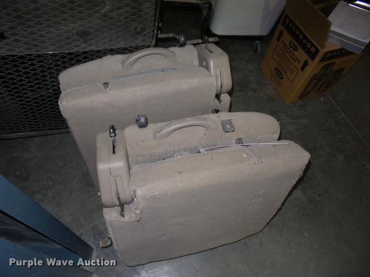 image for item BI9600 Automotive accessories