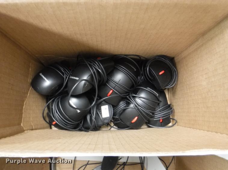 image for item BY9845 (36) Lenovo ThinkCenter CPUs