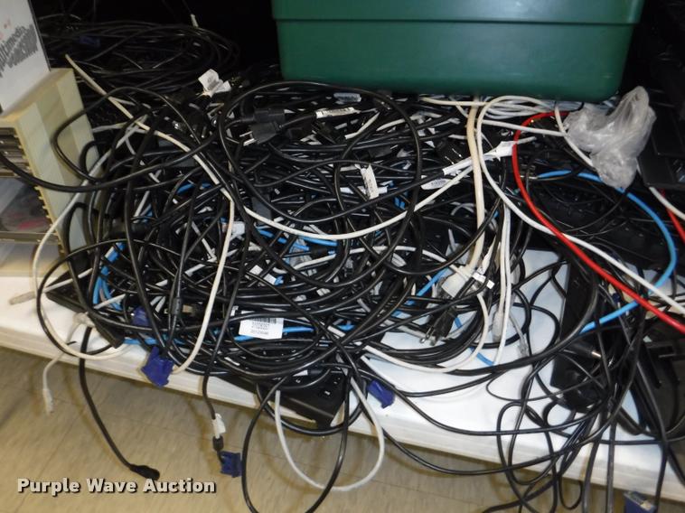 image for item BY9845 (36) Lenovo ThinkCenter CPUs