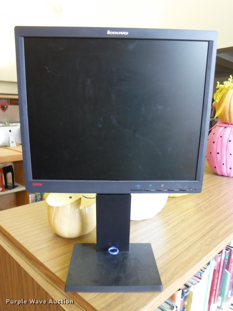 image for item BY9846 (35) Lenovo ThinkVision monitors