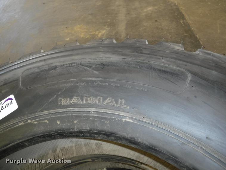 image for item BY9891 (6) Goodyear 8R19.5 tires