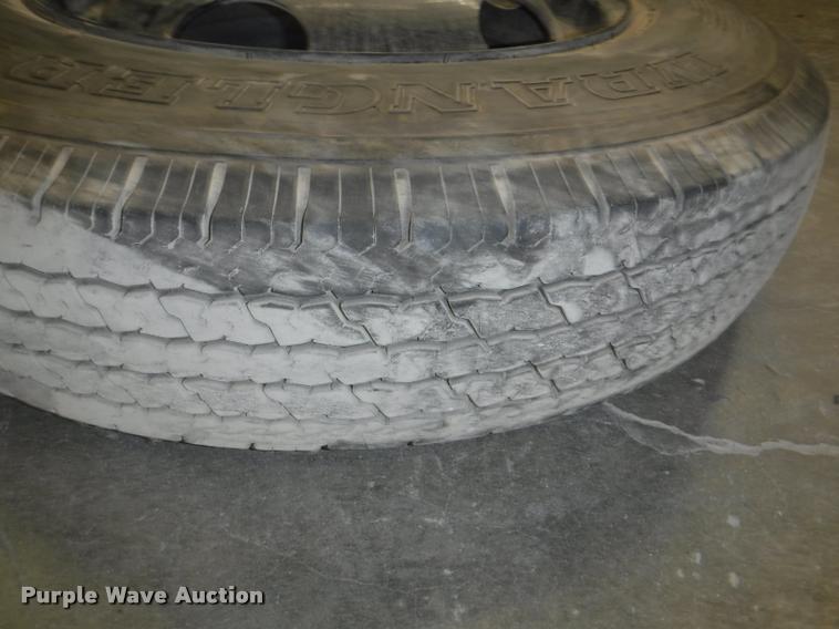 image for item BY9891 (6) Goodyear 8R19.5 tires