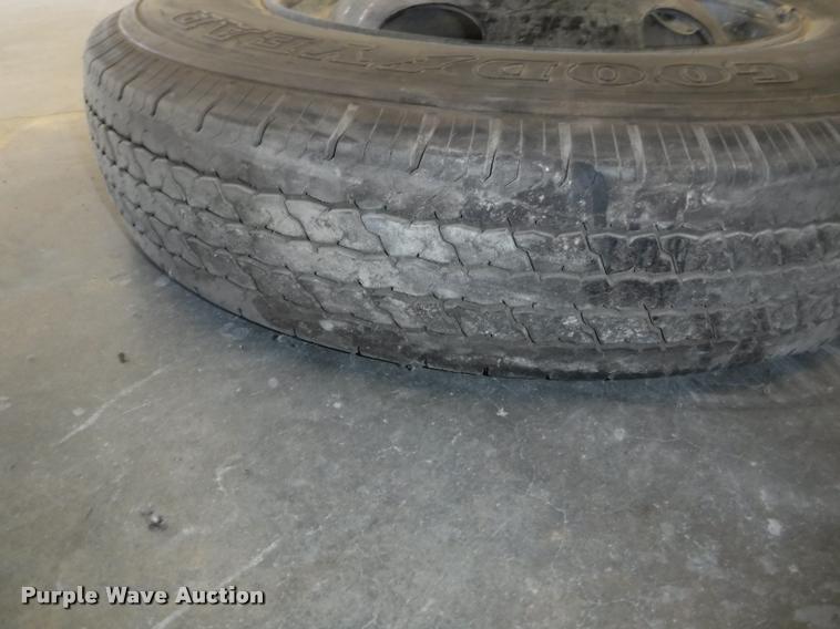 image for item BY9891 (6) Goodyear 8R19.5 tires