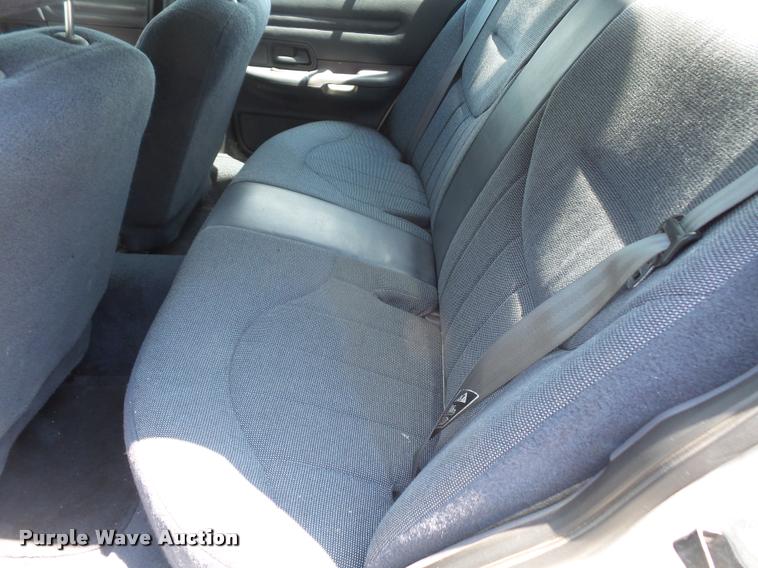 image for item DA1668 2000 Ford Crown Victoria Police Interceptor