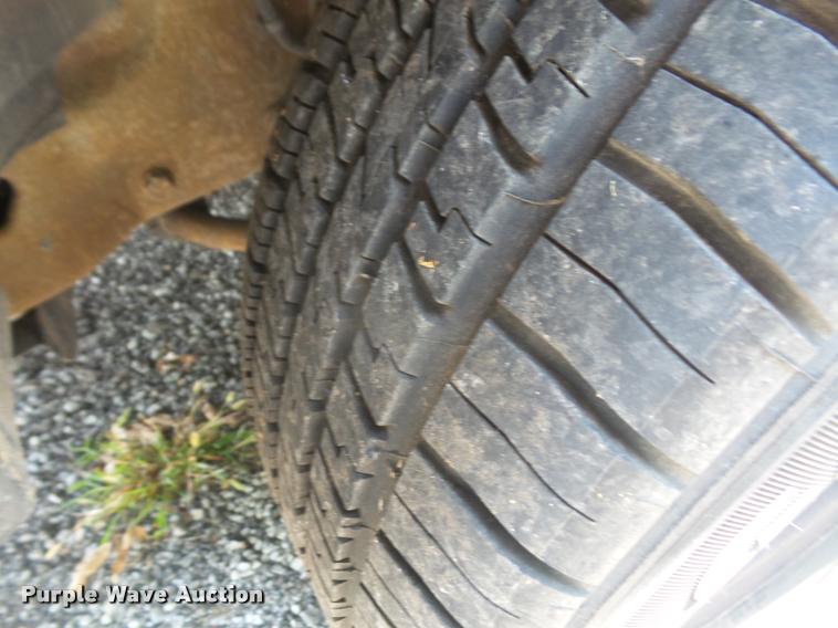 image for item DA1668 2000 Ford Crown Victoria Police Interceptor