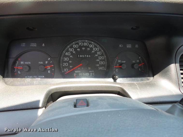 image for item DA1669 2005 Ford Crown Victoria Police Interceptor