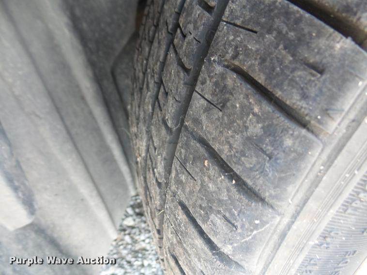 image for item DA1669 2005 Ford Crown Victoria Police Interceptor