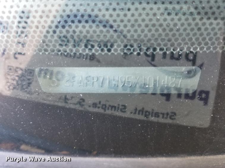 image for item DA1669 2005 Ford Crown Victoria Police Interceptor