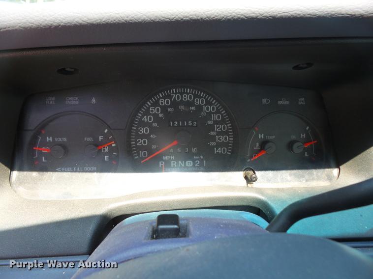 image for item DA1670 2000 Ford Crown Victoria Police Interceptor