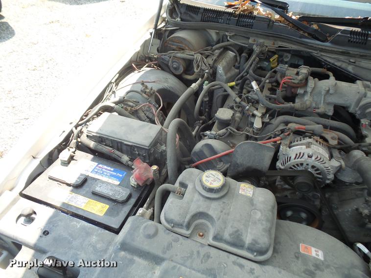 image for item DA1671 2005 Ford Crown Victoria Police Interceptor