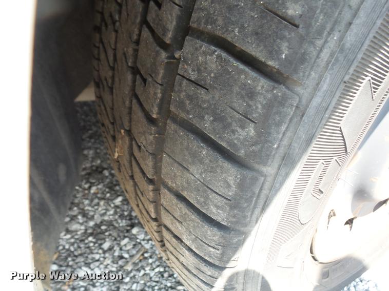 image for item DA1671 2005 Ford Crown Victoria Police Interceptor