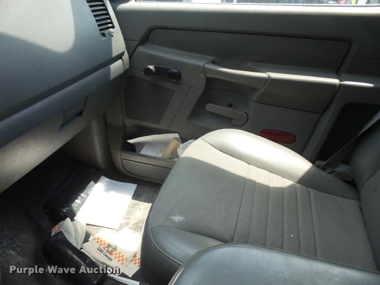 image for item DA1672 2006 Dodge Ram 1500 pickup truck