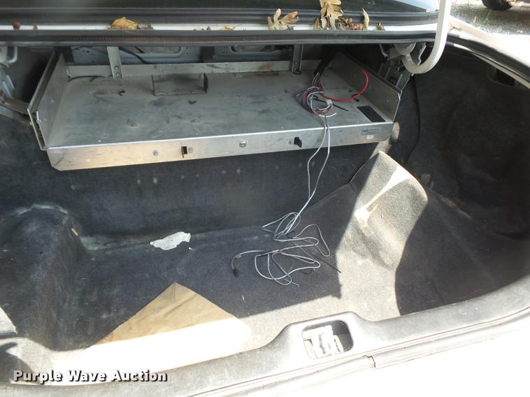 image for item DA1673 2011 Ford Crown Victoria Police Interceptor