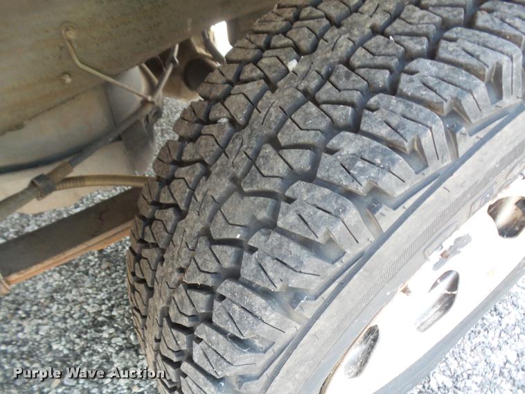 image for item DA1674 2004 Ford F150 XL SuperCab pickup truck