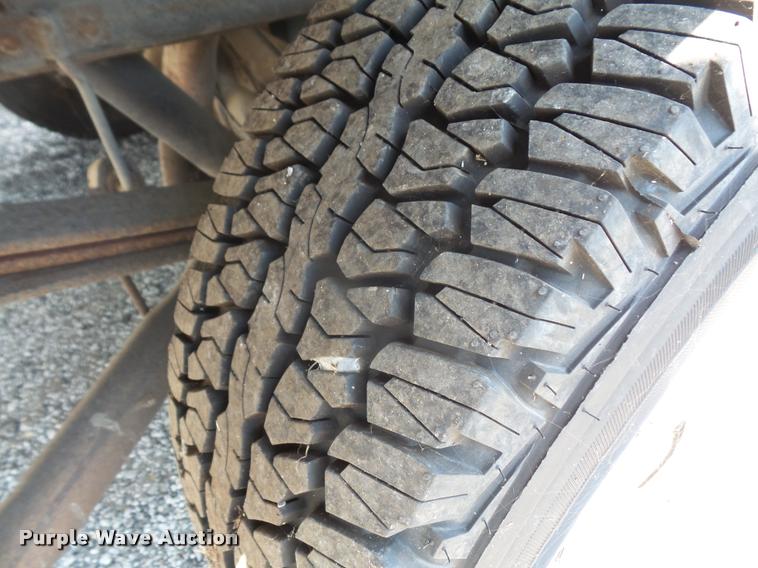 image for item DA1674 2004 Ford F150 XL SuperCab pickup truck