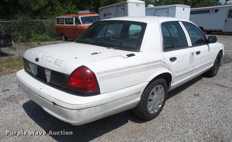 image for item DA1677 2008 Ford Crown Victoria Police Interceptor
