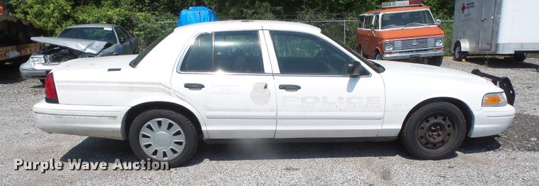 image for item DA1677 2008 Ford Crown Victoria Police Interceptor